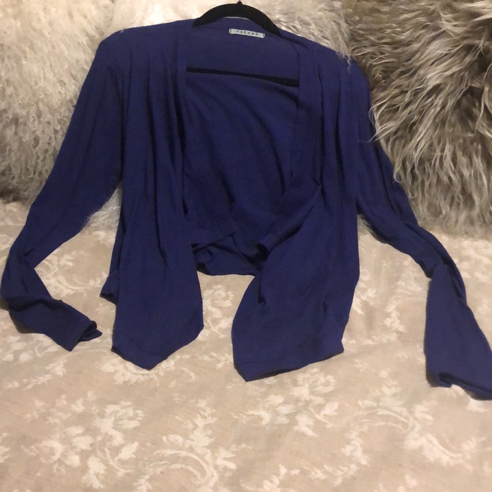 NWOT Velvet simple tee purple/ blue wrap